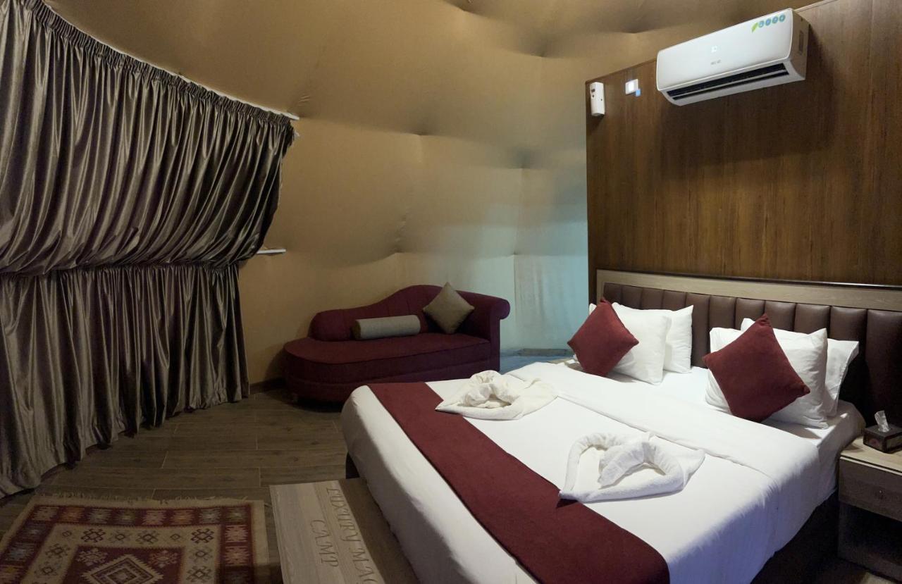Apartamento Magic Mountain Camp Wadi Rum Exterior foto