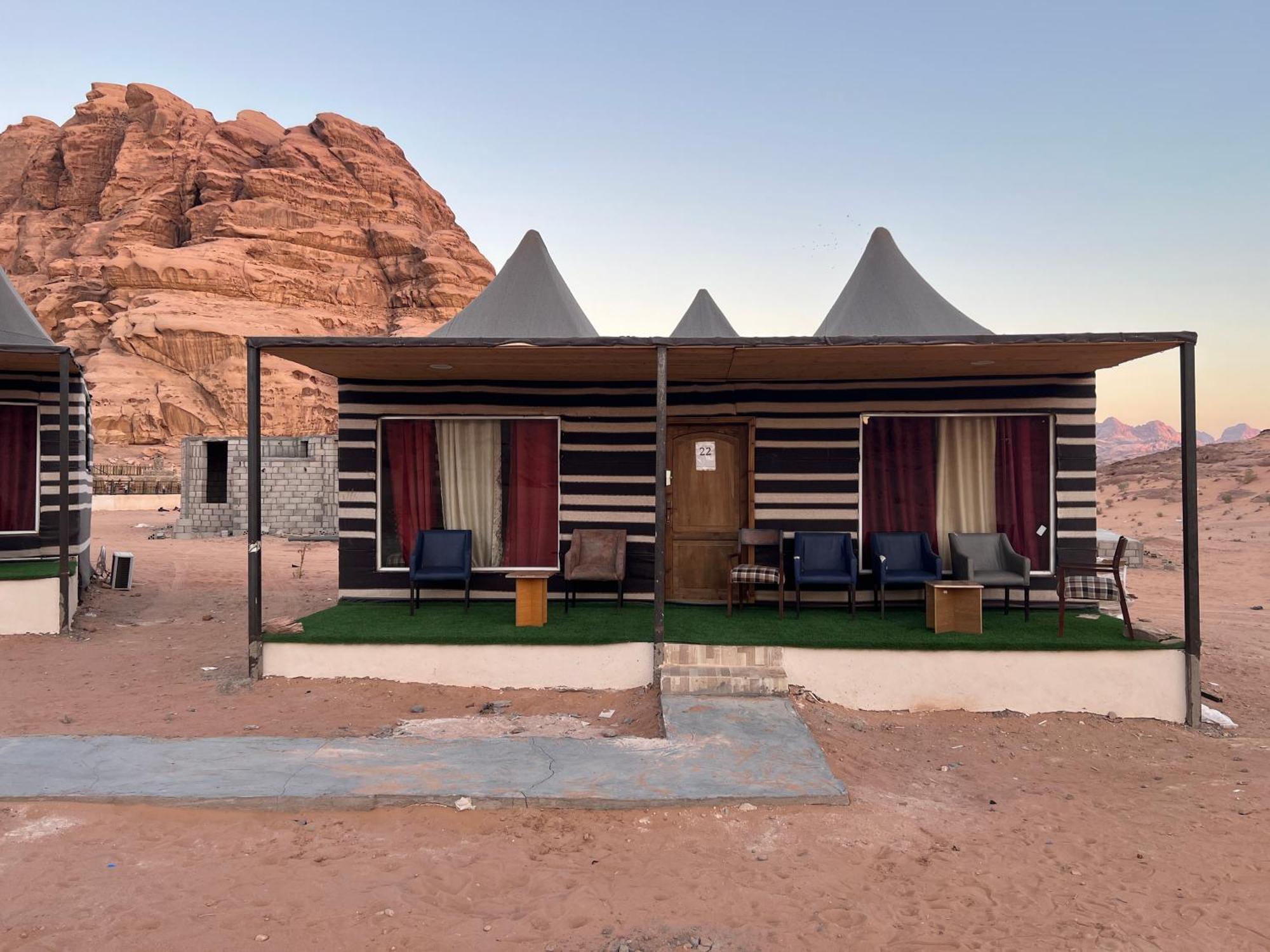 Apartamento Magic Mountain Camp Wadi Rum Exterior foto