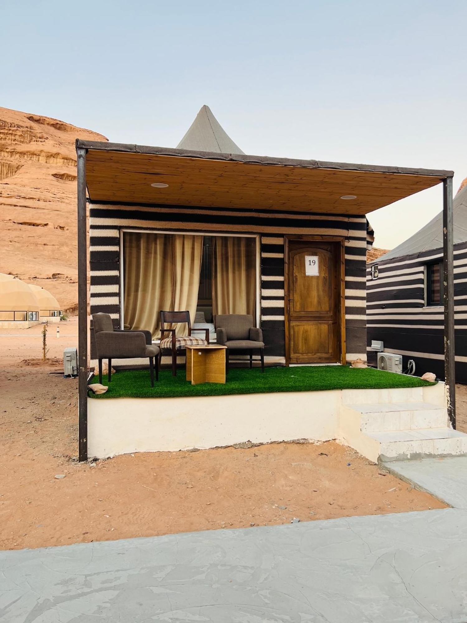 Apartamento Magic Mountain Camp Wadi Rum Exterior foto