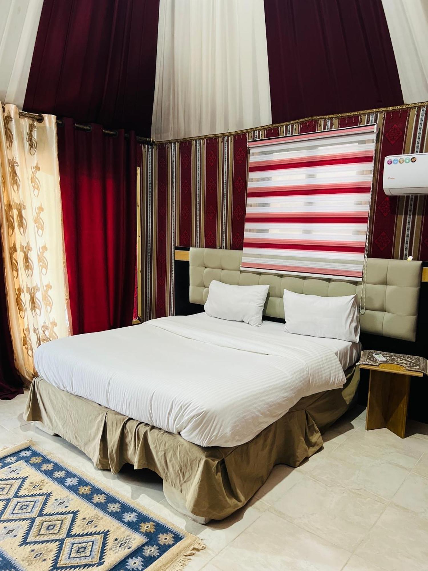 Apartamento Magic Mountain Camp Wadi Rum Exterior foto