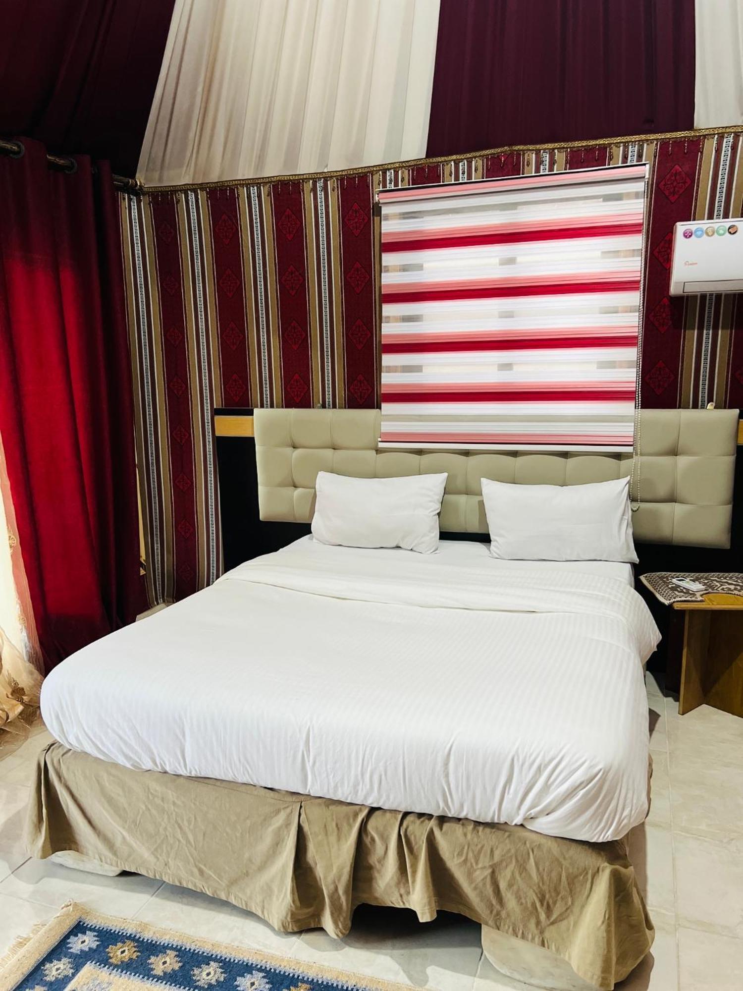 Apartamento Magic Mountain Camp Wadi Rum Exterior foto